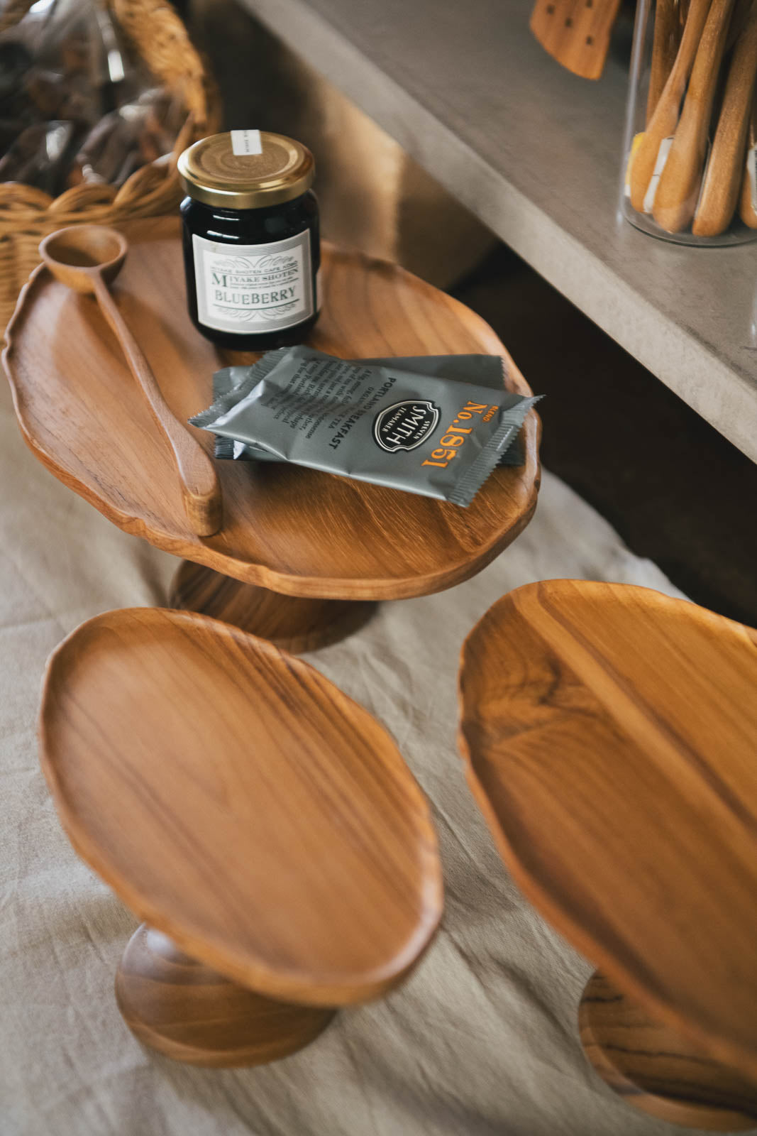 NIDO oval cake stand | ケーキスタンド