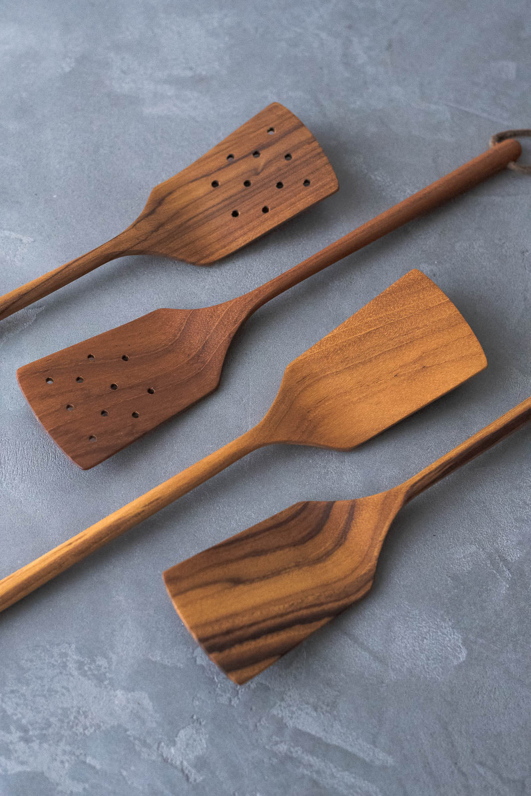 NIDO slotted turner | ターナー