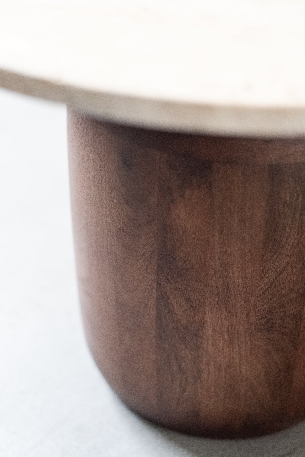 sed/met coffee table