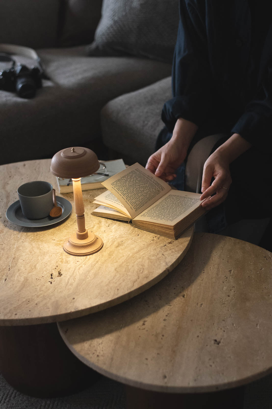 sed/met coffee table