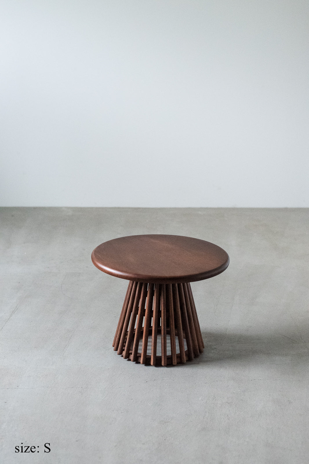 sed/met slat side table