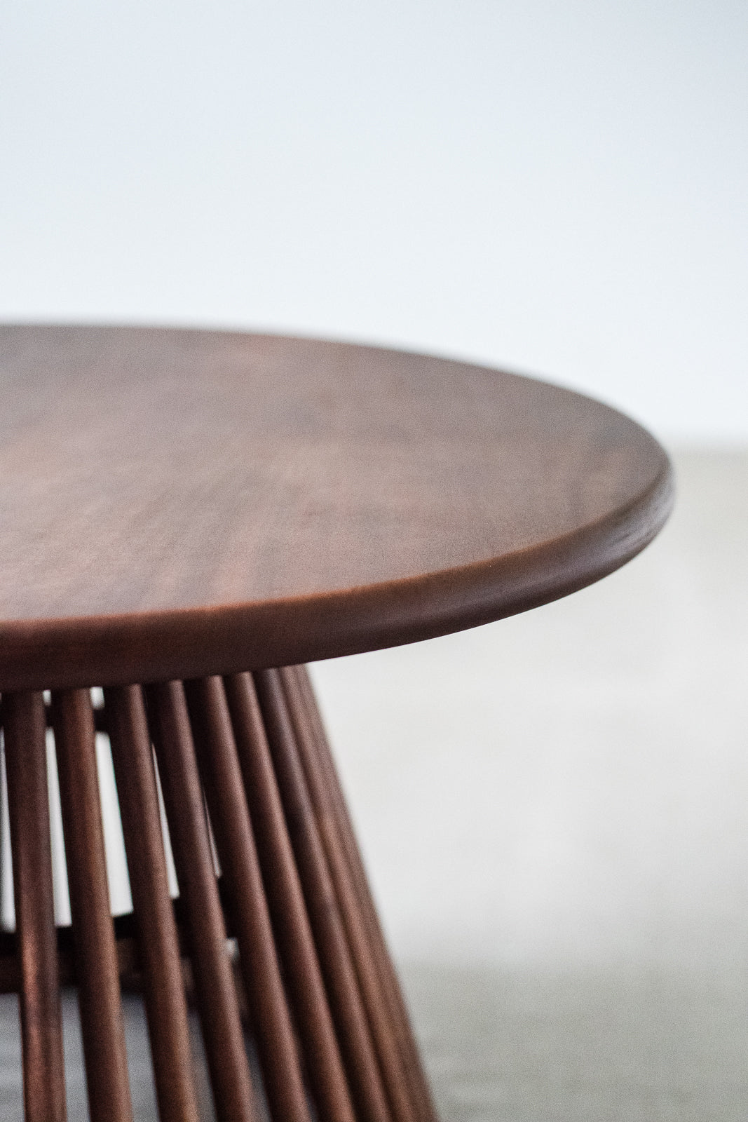 sed/met slat side table