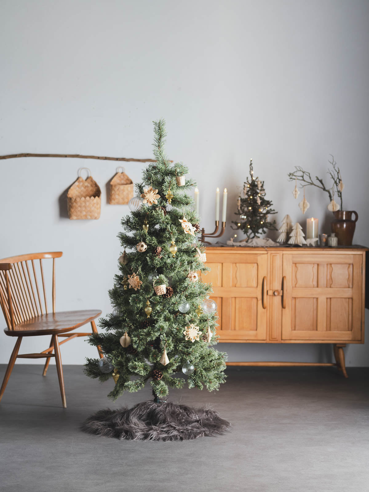HUONE Christmas Tree 180cm – ANTRY for Business