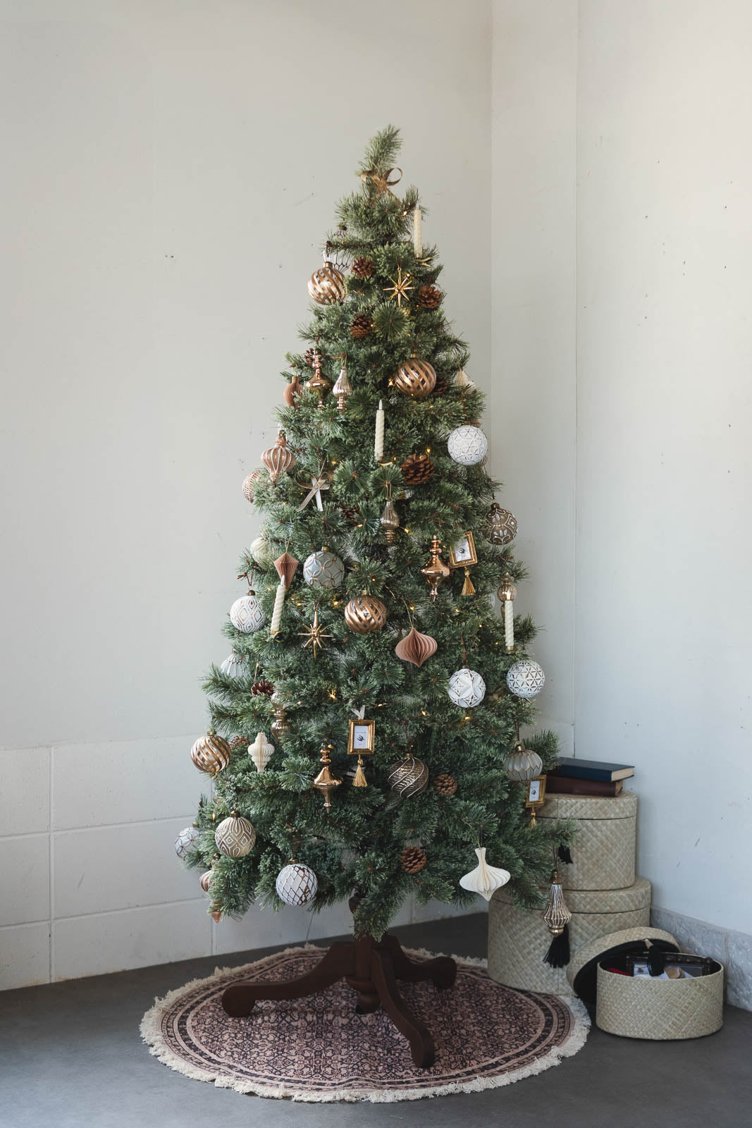 アントリークリスマスツリー　HUONE Christmas Tree 180cm HUONE Christmas Tree 180cm – ANTRY for Business