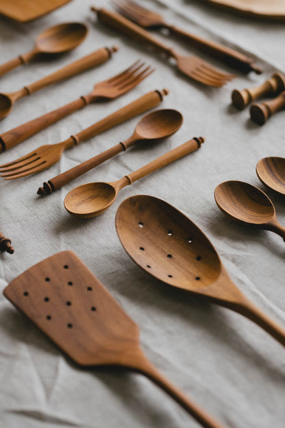 NIDO slotted turner | ターナー