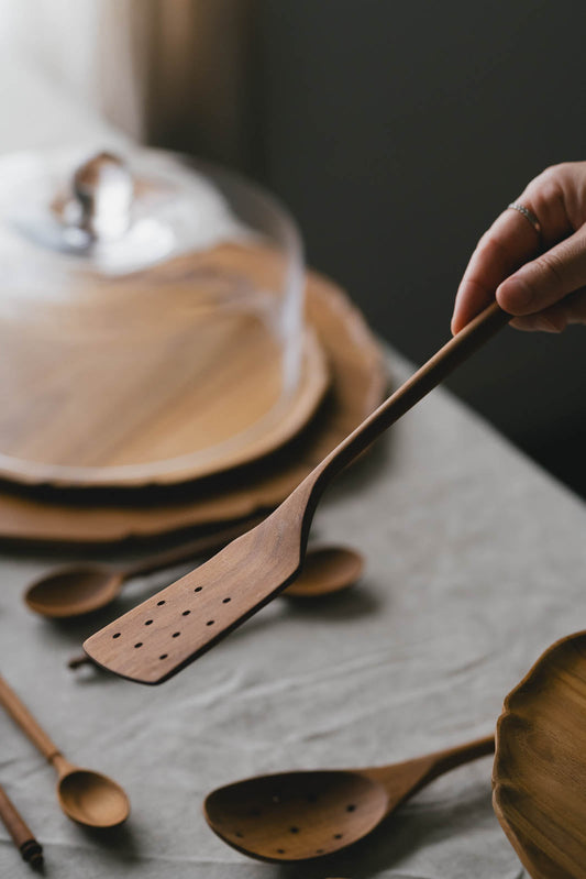 NIDO slotted turner | ターナー