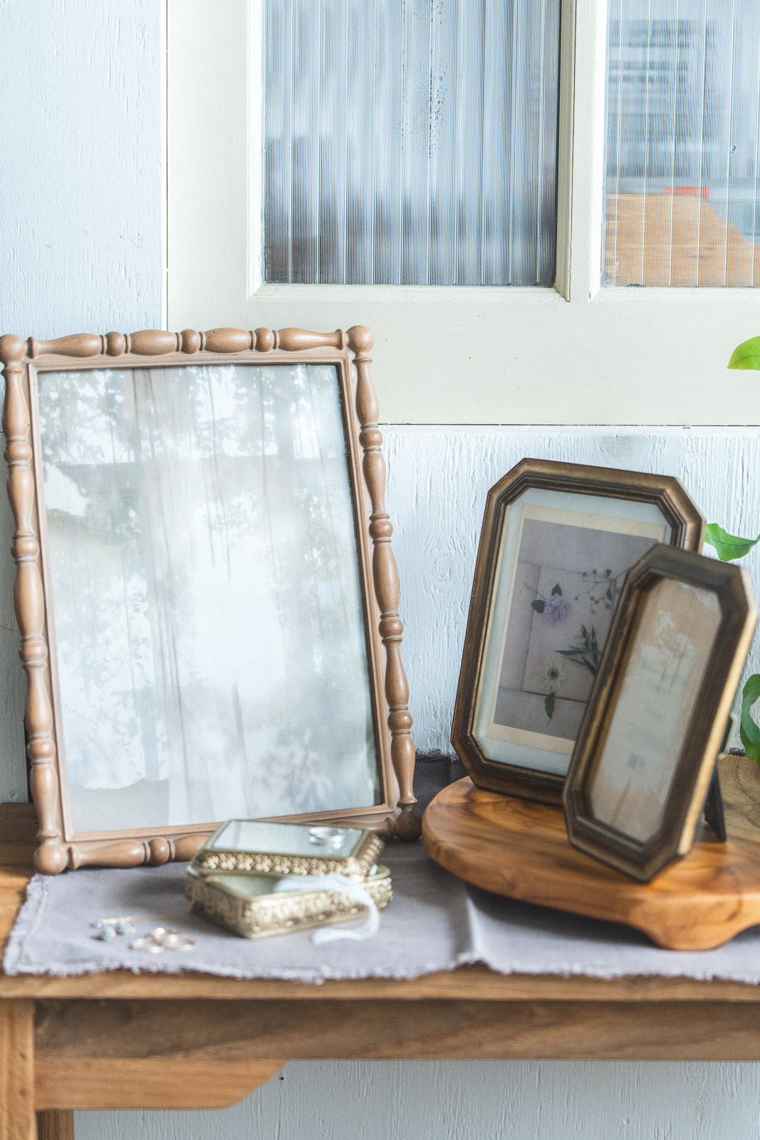 Resin Box with mirror lid | ミラー付き小物入れ