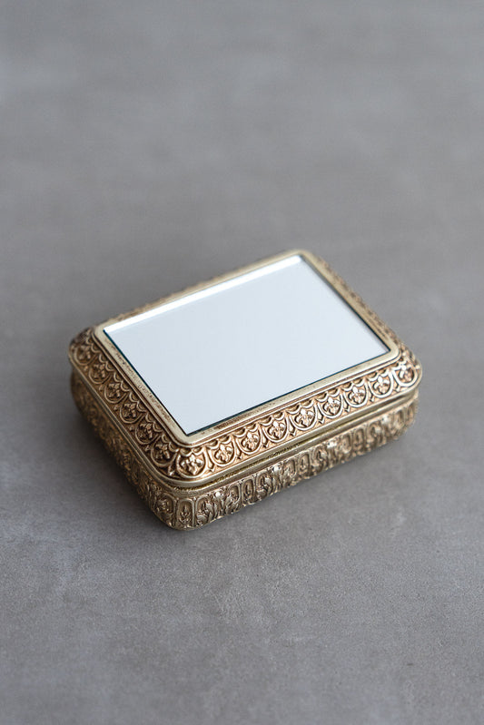 Resin Box with mirror lid | ミラー付き小物入れ