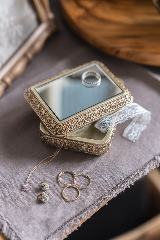 Resin Box with mirror lid | ミラー付き小物入れ